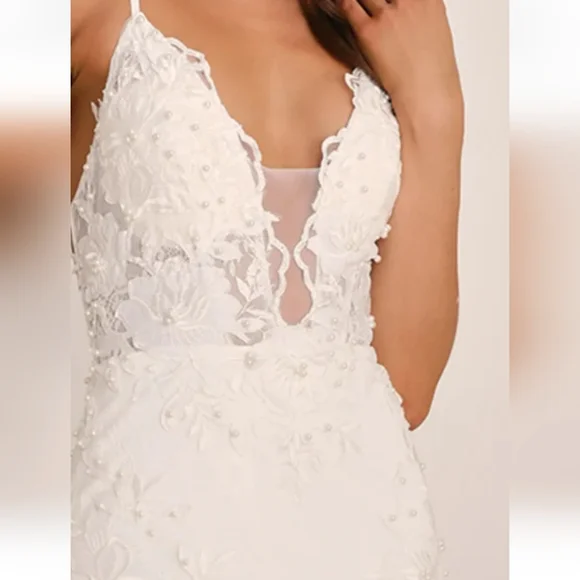 LULU'S PEARL LACE-UP BACKLESS MAXI DRESS - Picture 3 of 12